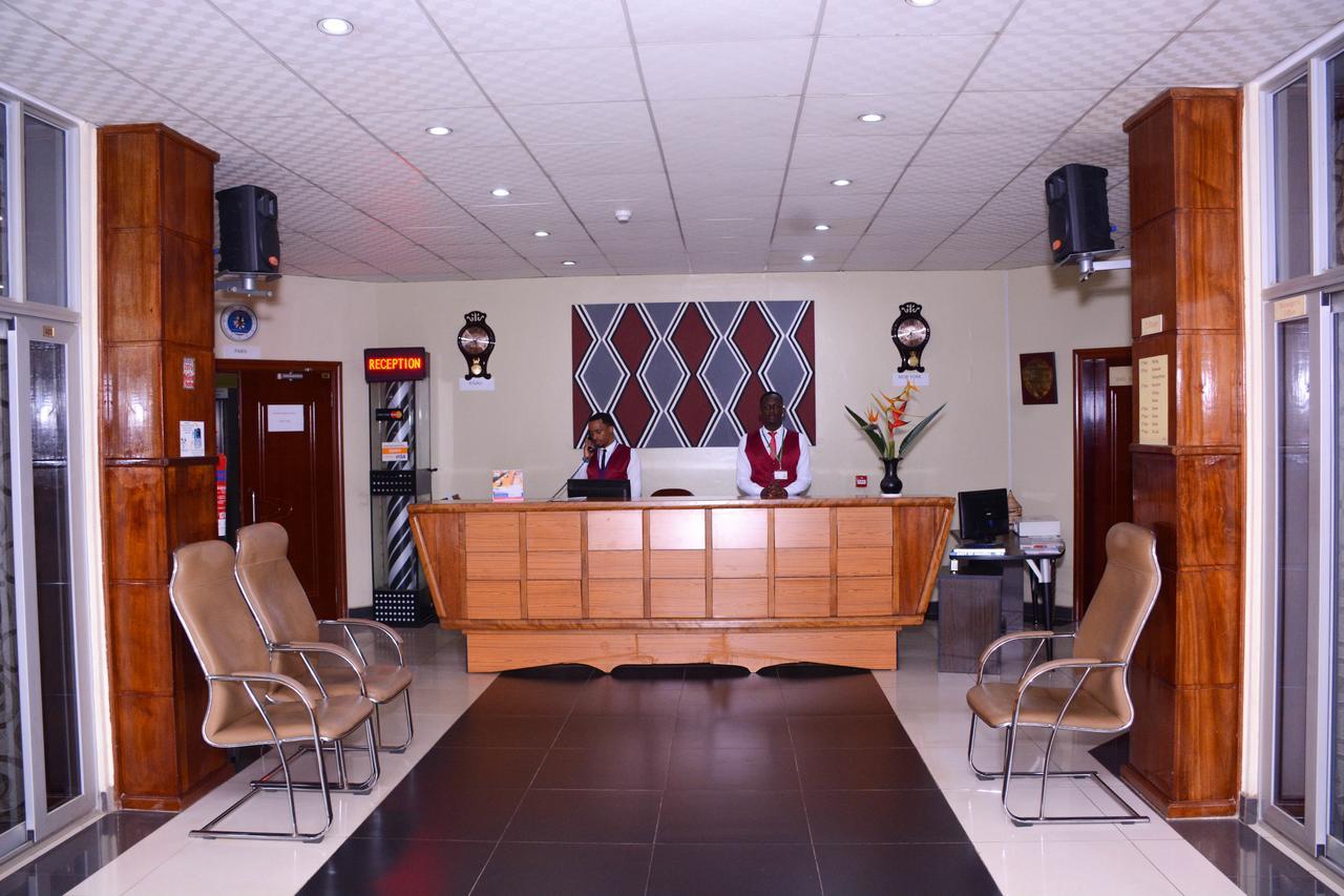 Beausejour Hotel Кигали Екстериор снимка