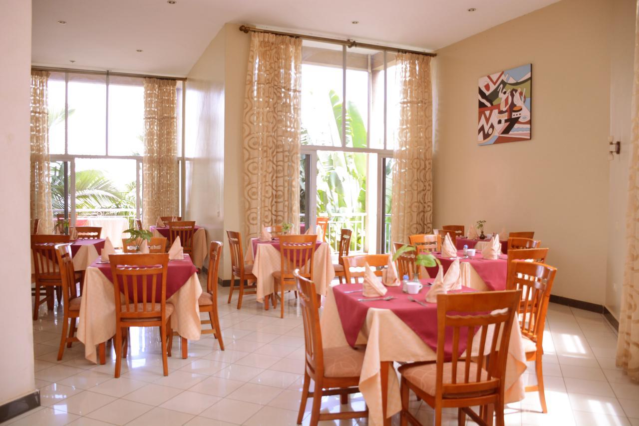 Beausejour Hotel Кигали Екстериор снимка