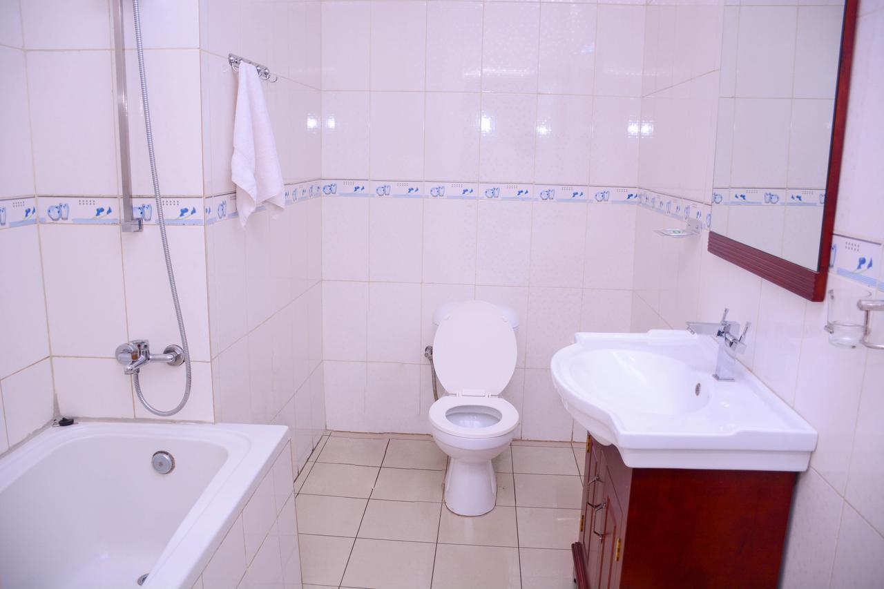 Beausejour Hotel Кигали Екстериор снимка